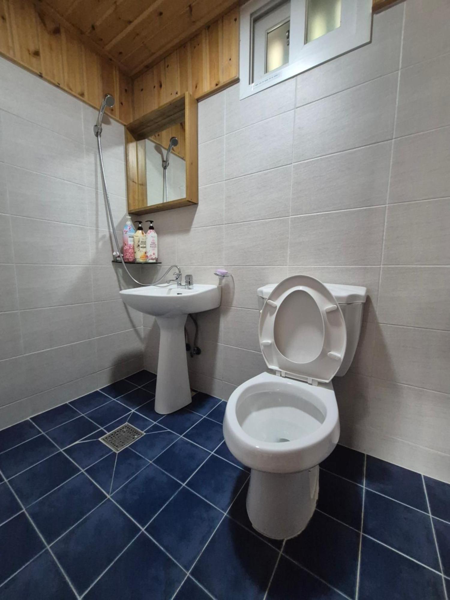 Jeonju Tosarang Guesthouse Oda fotoğraf