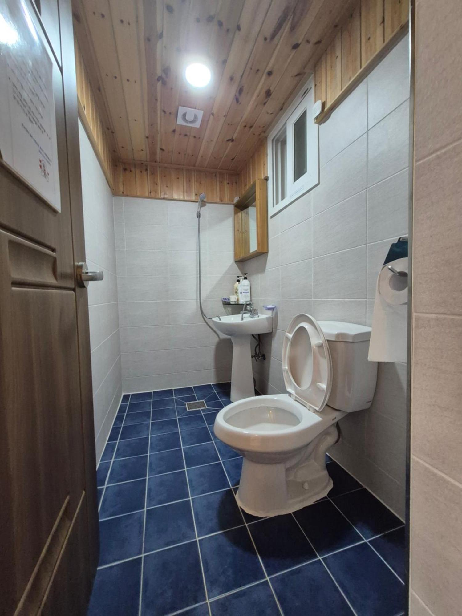 Jeonju Tosarang Guesthouse Oda fotoğraf