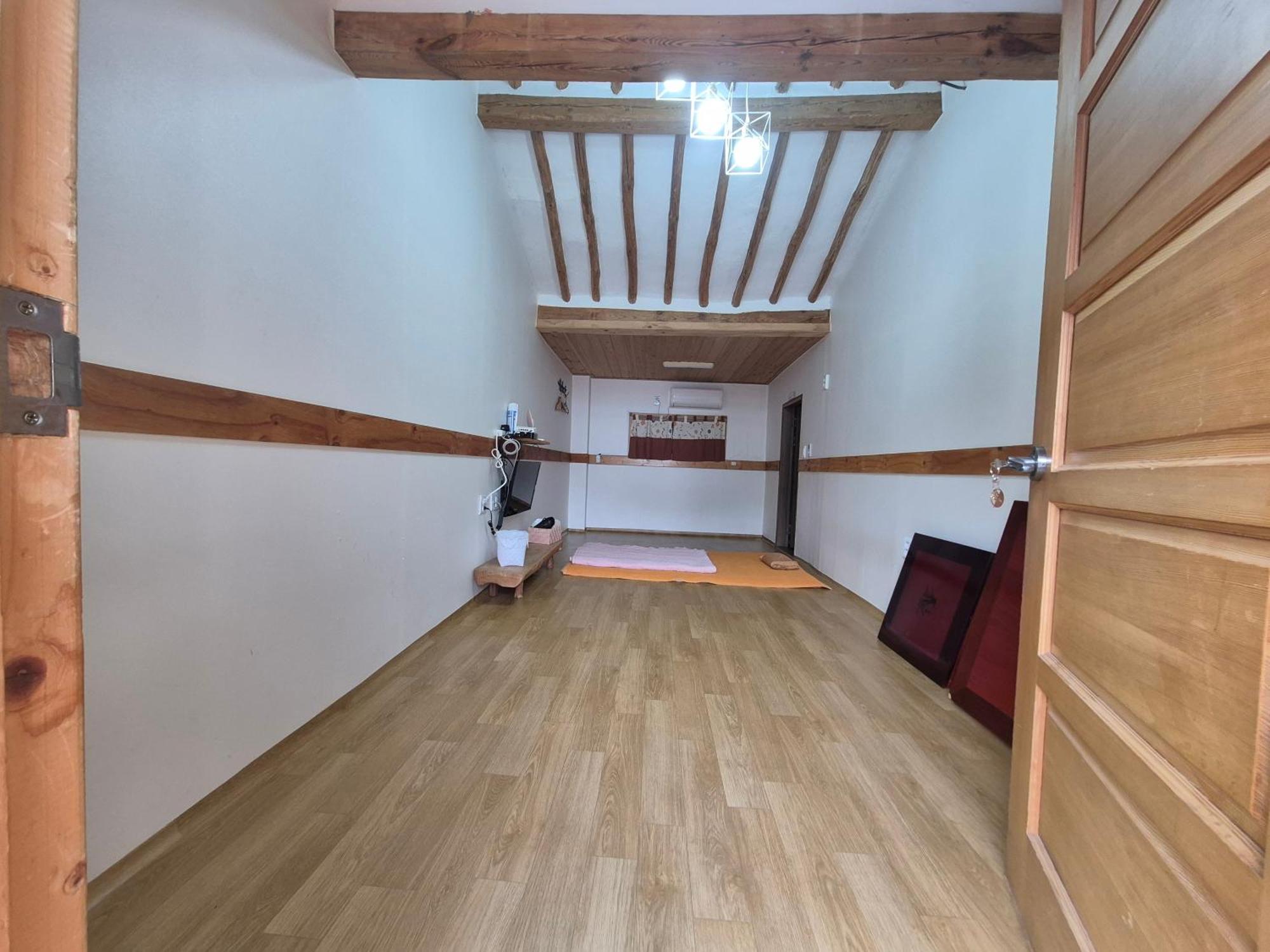 Jeonju Tosarang Guesthouse Oda fotoğraf