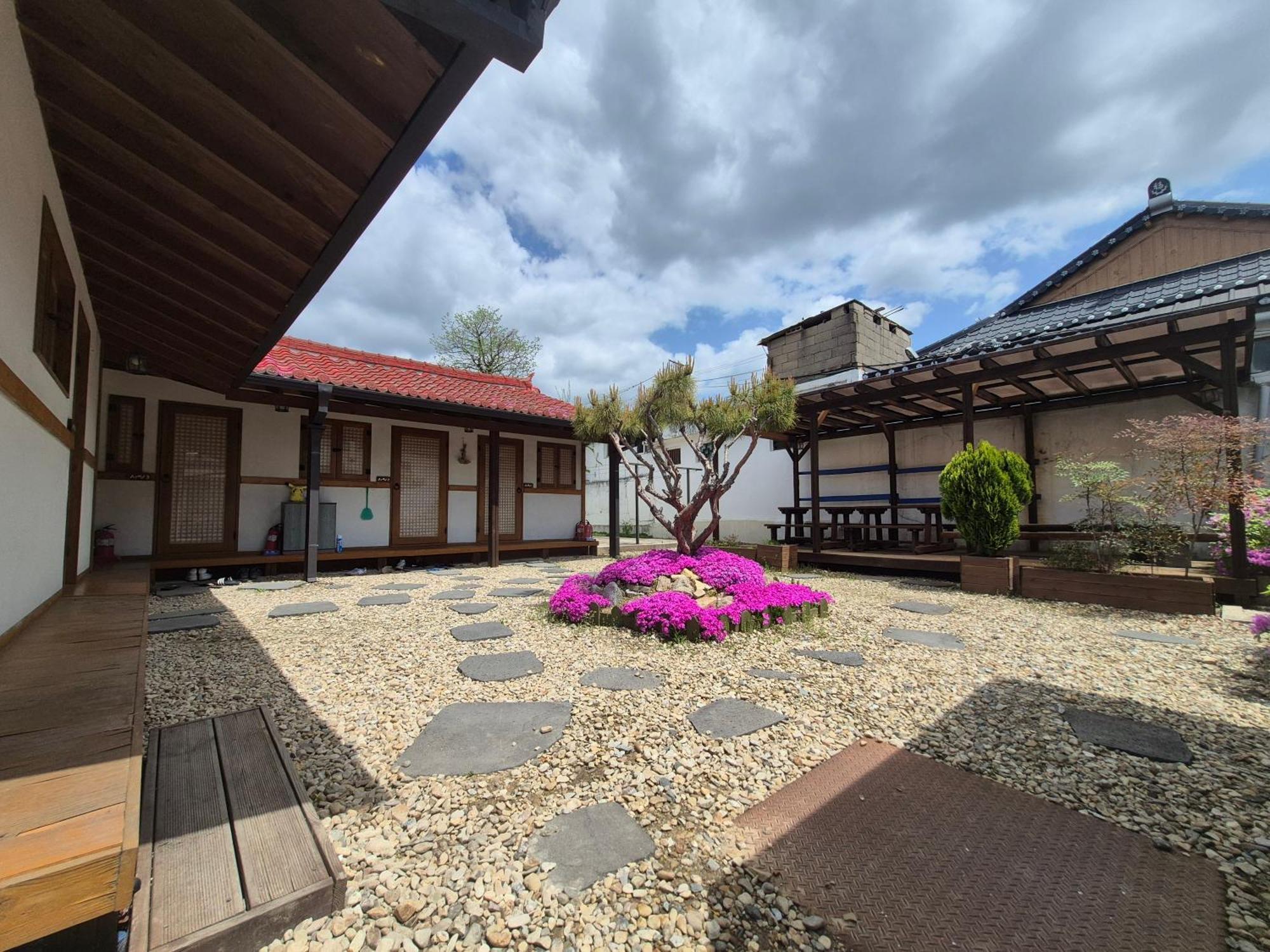 Jeonju Tosarang Guesthouse Dış mekan fotoğraf